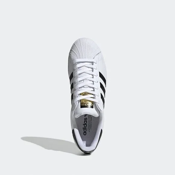 Adidas Originals Superstar Footwear White Black Men US 6 Sneakers